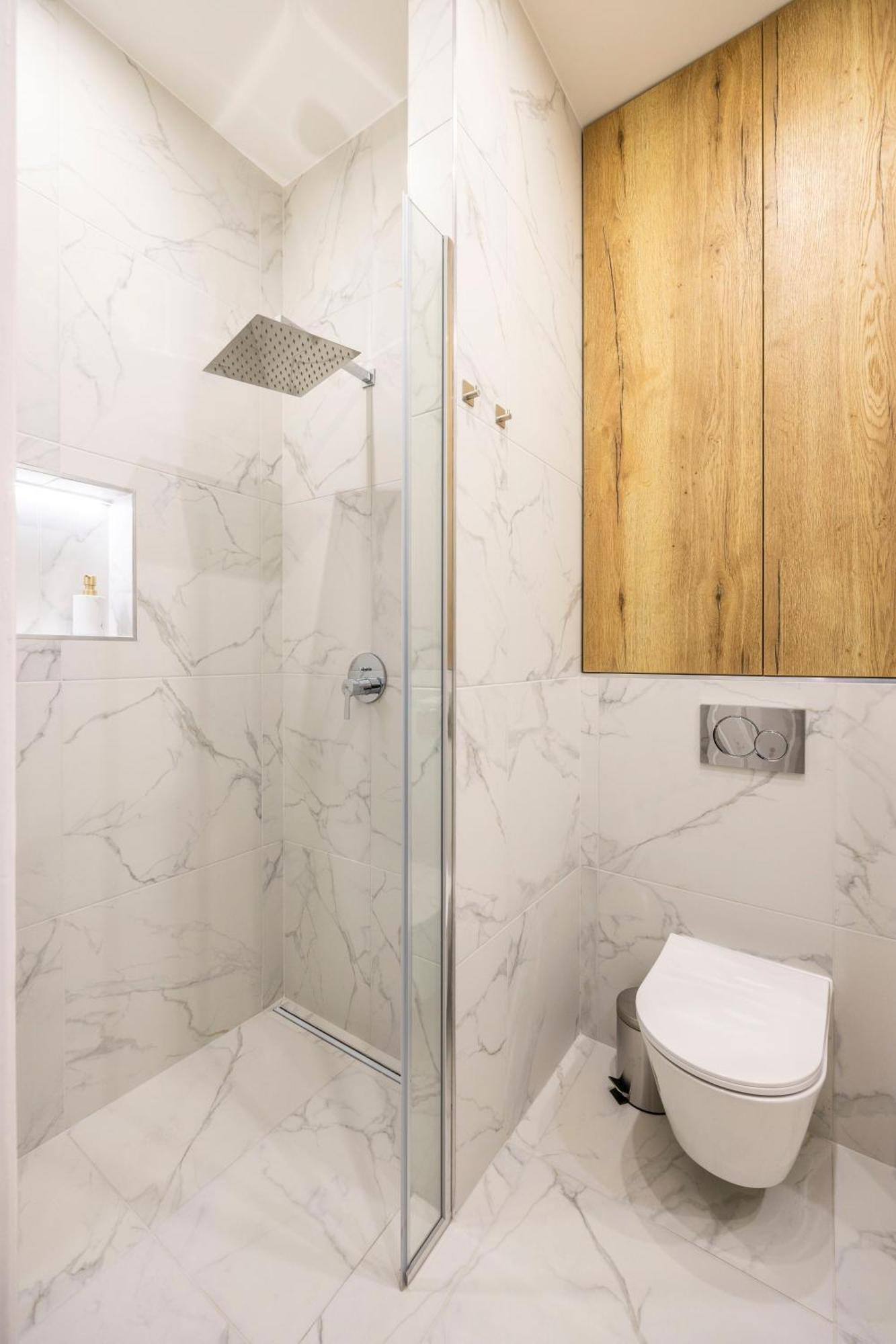 Luxurious Central 4Bedrm 3Bathrm Residence W/ Balcony Будапеща Екстериор снимка